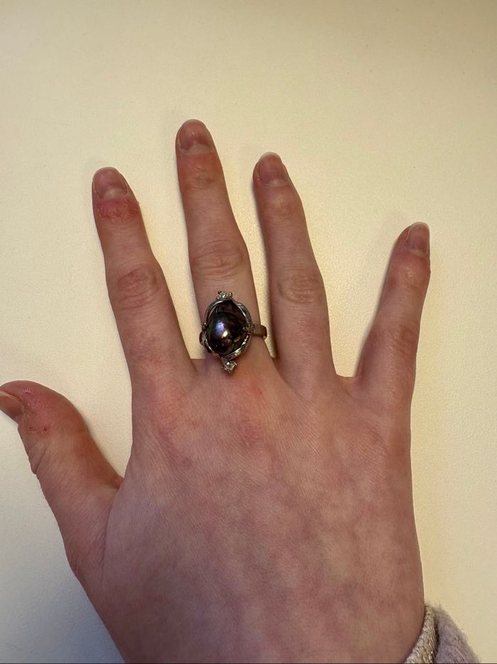 Bague vintage argentée avec grosse perle - photo numéro 3