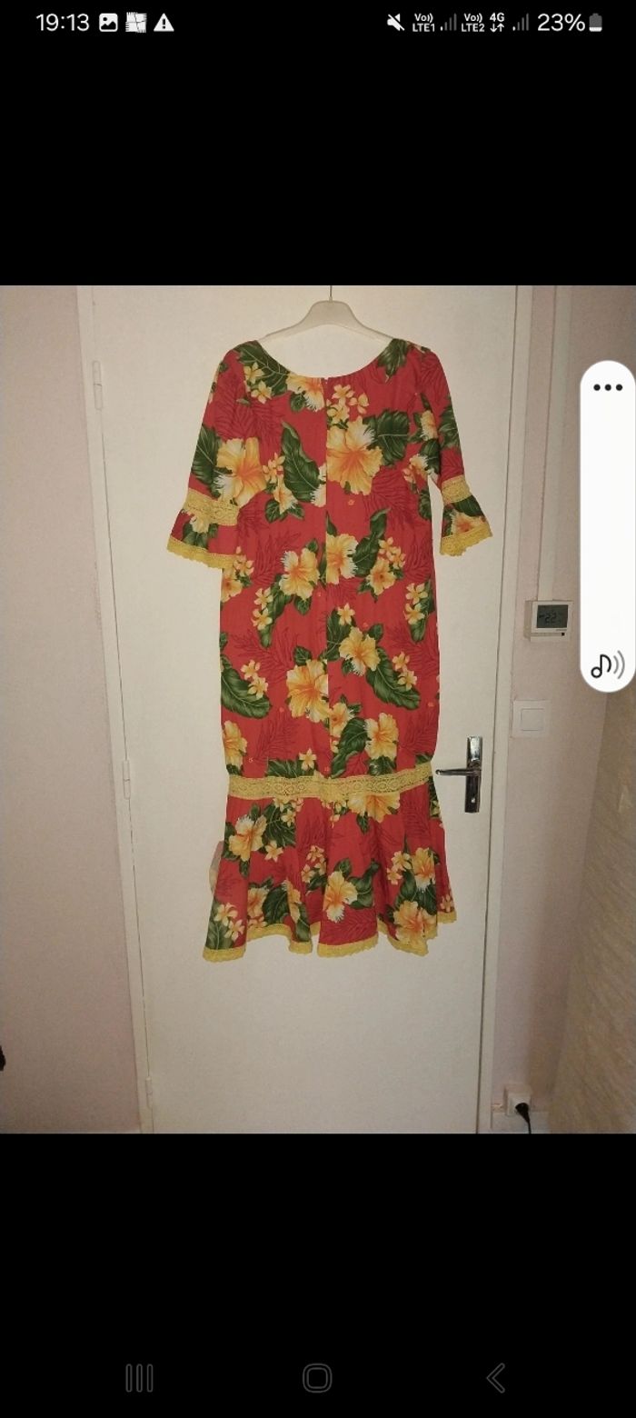 Jolie robe africaine - photo numéro 2