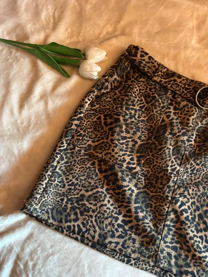 Jupe léopard avec ceinture & poche – Taille 36/38 - photo numéro 2