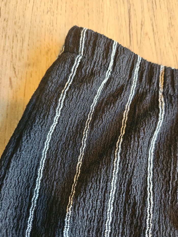Pantalon neuf taille 32 - photo numéro 4
