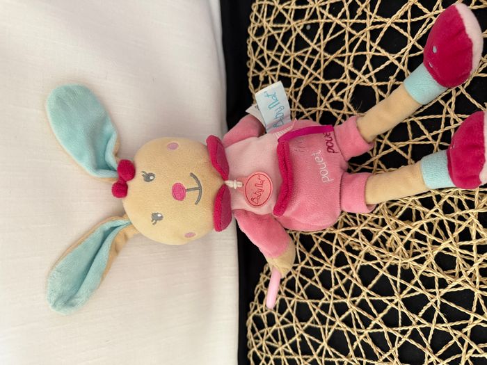Peluche d'activités lapin BABY NAT' Perle et Perlim rose éveil pouet 32 cm - photo numéro 3