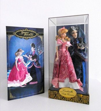 Poupée édition limitée Cendrillon Vs Tremaine fairytale designer