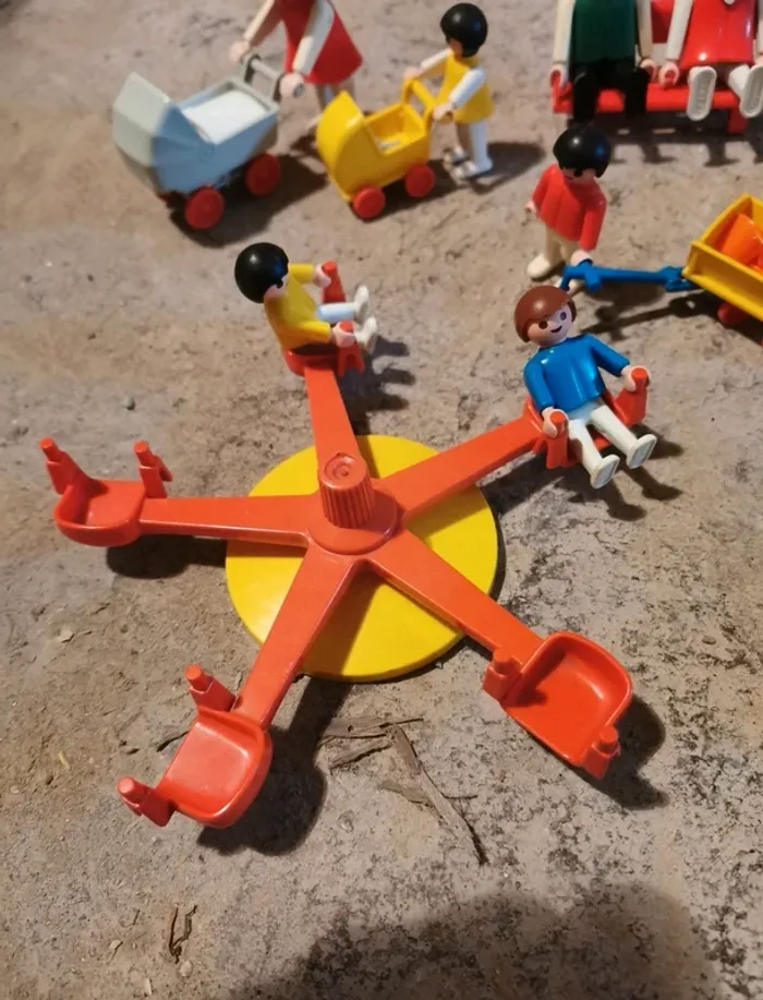 Playmobil parc de jeux ancien - photo numéro 2