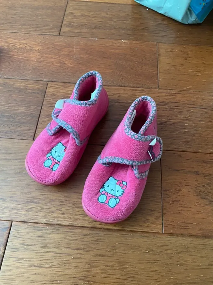 Chaussons fille hello kitty 27
