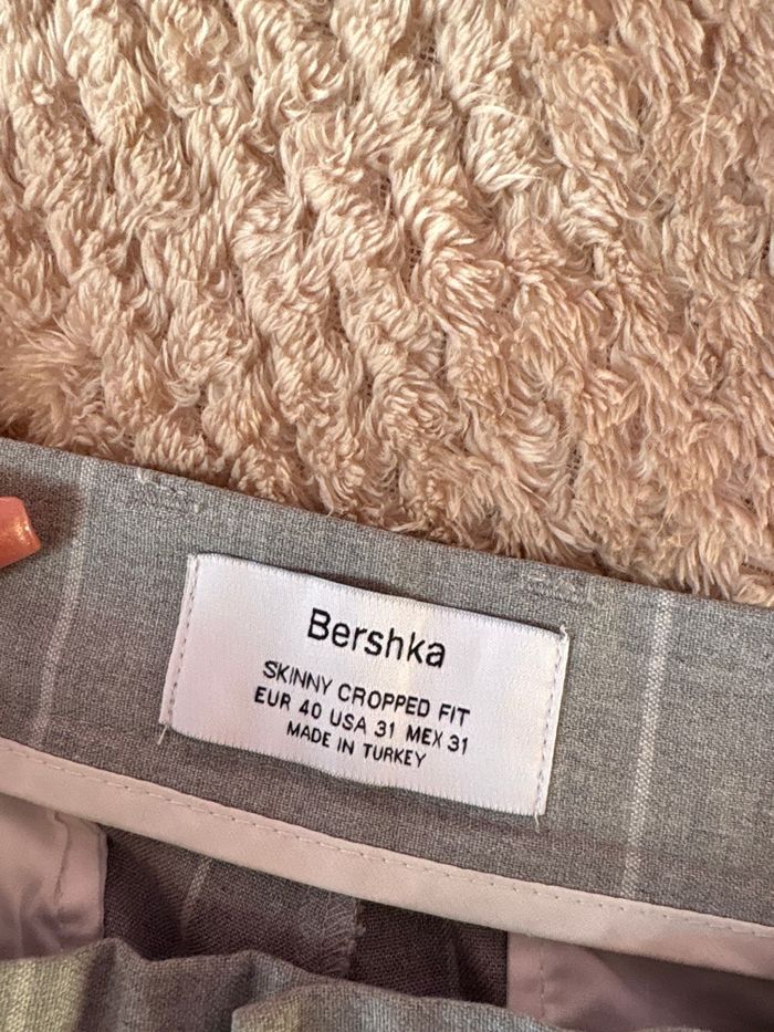 Pantalon Bershka Taille 40 - photo numéro 4