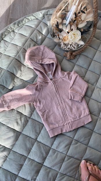 Veste H&M rose 2 mois 56 cm