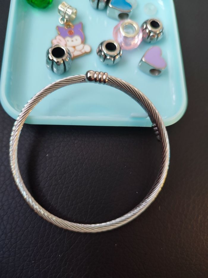 Bracelet avec charms - photo numéro 3