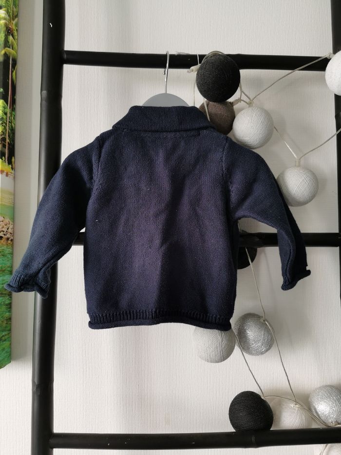 Gilet bleu marine. Tape à l'œil. 6 mois - photo numéro 2