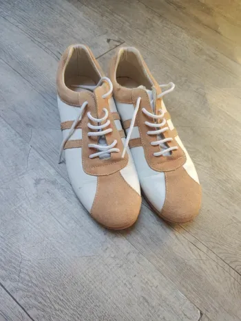 Baskets femme 40