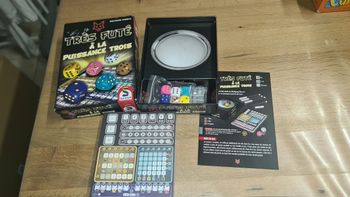 Jeu de société Très Futé À La Puissance Trois des éditions Schmidt,