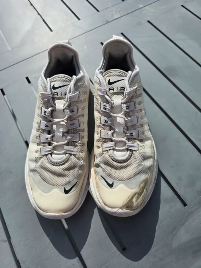 Baskets Nike air pointure 37,5 en l'état - photo numéro 2
