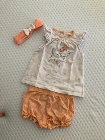 Ensemble short, et T-shirt et bandeau