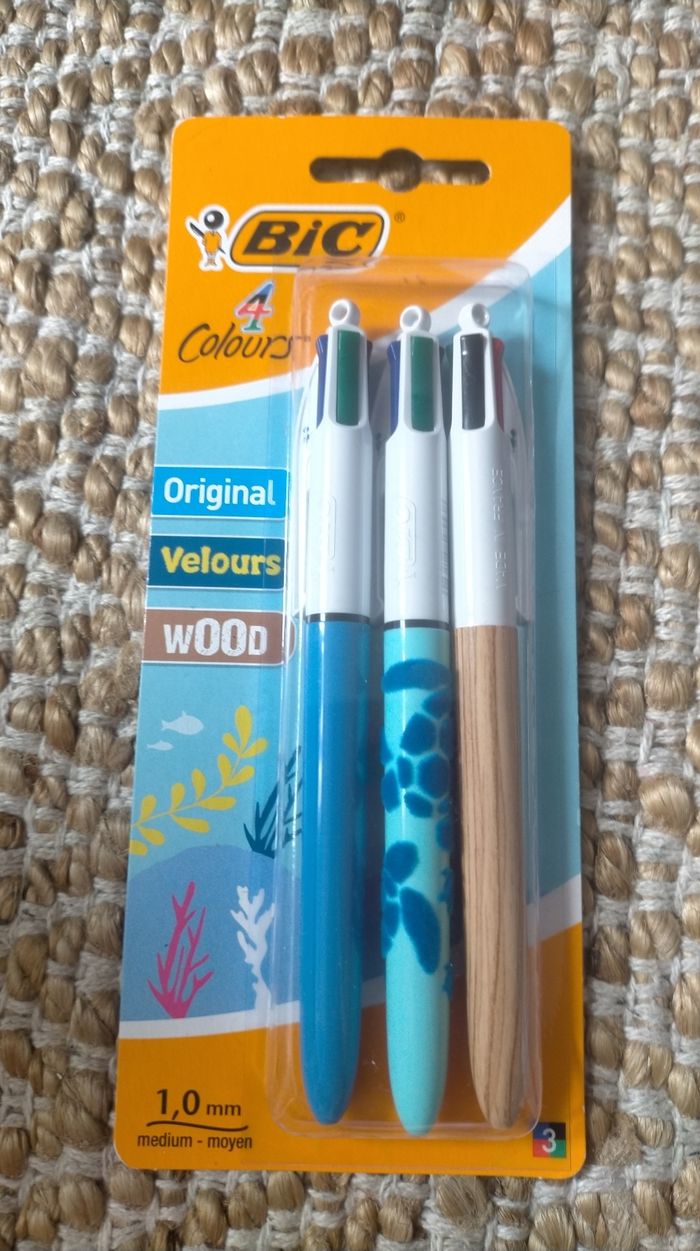 Lot 6 stylos 4 couleurs Bic - photo numéro 3