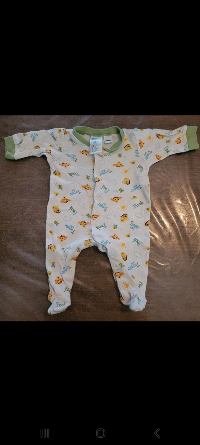 Grenouillères et pyjama - photo numéro 2