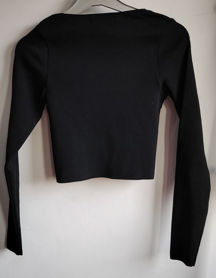 Haut noir manches longues Stradivarius - photo numéro 3