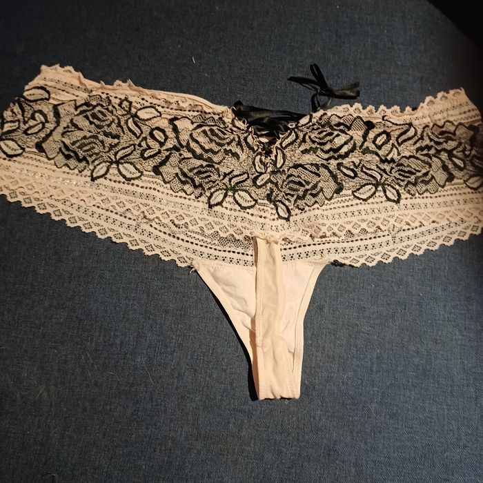 String 4xl rouge gorge - photo numéro 2