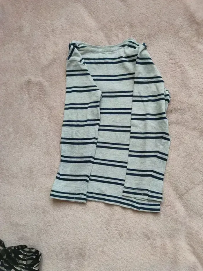 7 T-shirts à manches longues 6 ans 110-116cm - photo numéro 7
