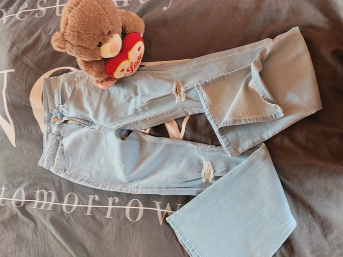 Jeans fendu