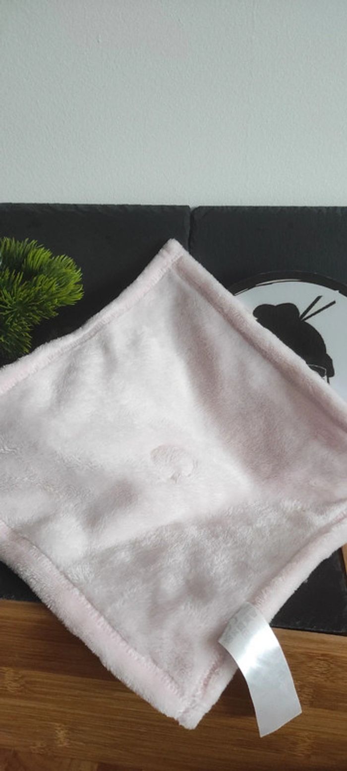 Doudou plat hérisson rose velours carré 29 cm gris Yeux Fermés Dormeur Sommeil - photo numéro 2