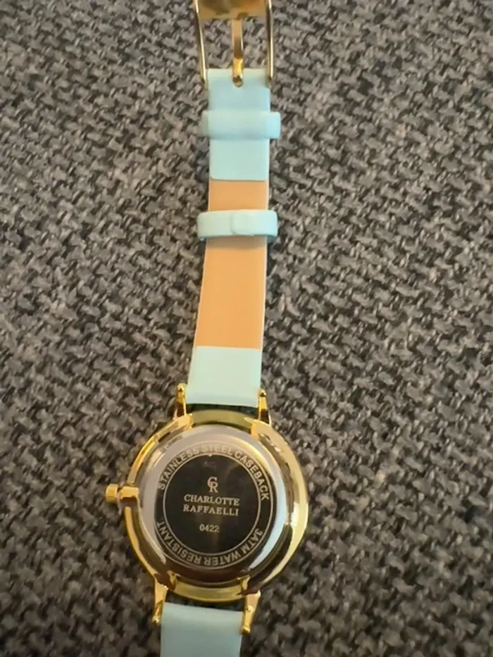 Montre Charlotte Raffaelli La Basic bleu léger neuve - photo numéro 6