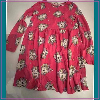 Robe licorne taille 6/8 ans hetm