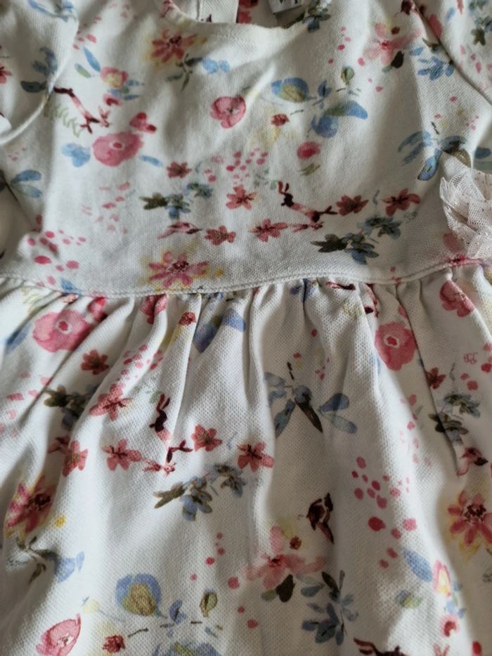 Robe petit bateau comme neuve - photo numéro 2