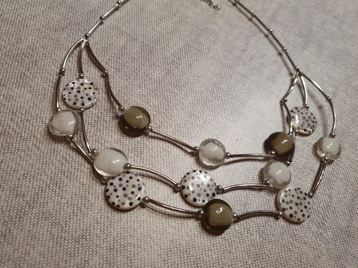 Collier triple