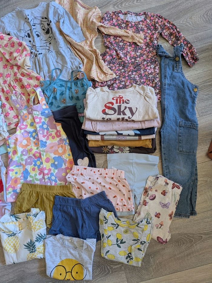 Lot vêtements fille - photo numéro 2