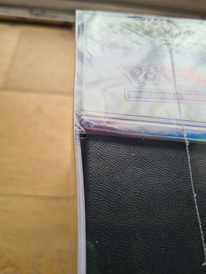 ETB - Pokemon Évolution Prismatique EV8.5 !! - photo numéro 4