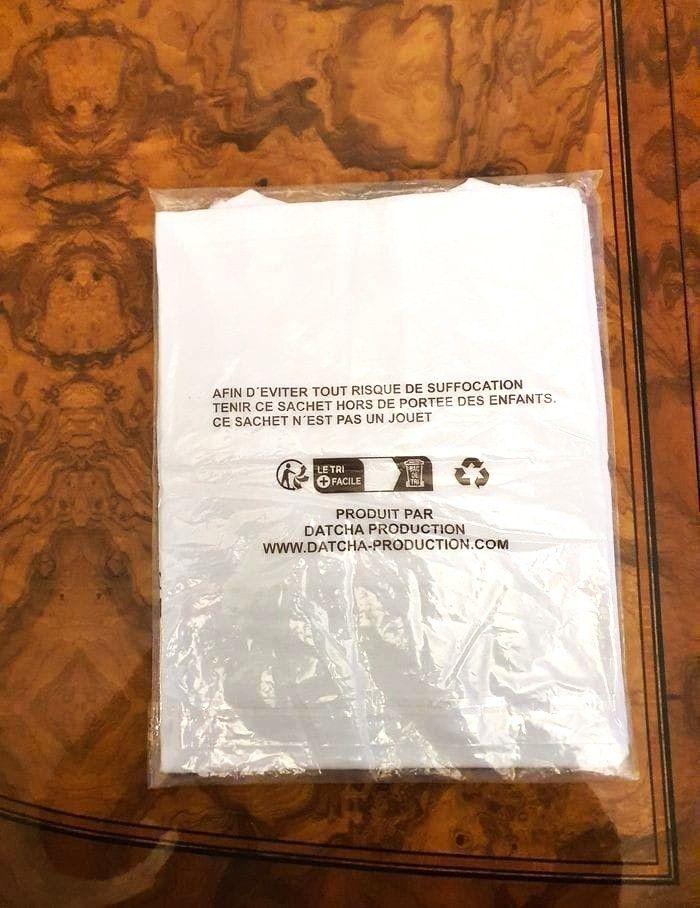 Lot Neuf et Scellé T-shirt Demon Slayer x KFC taille S/M Tanjiro + Nezuko - photo numéro 3