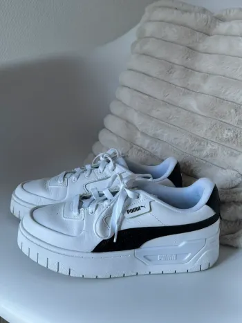 Baskets Puma Cali Dream - taille 39
