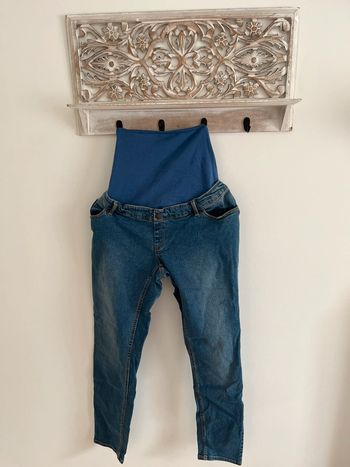 Jean de grossesse taille 44 neuf