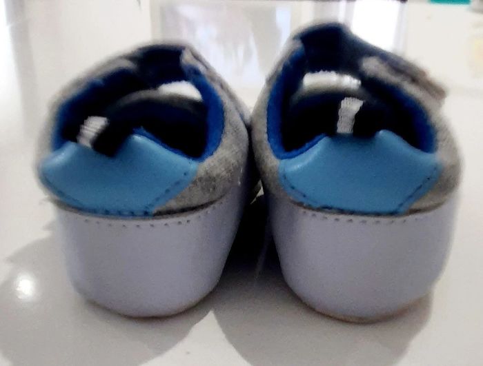 Chaussures bébé 3-6 mois - photo numéro 3
