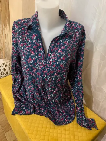 Chemise punto Roma fleuries zip taille 42 manches longues