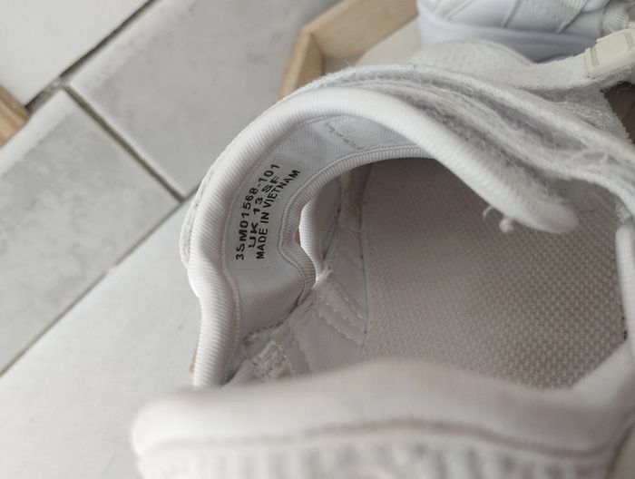Baskets fila été blanches 30/31 - photo numéro 7