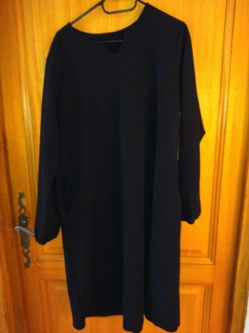 Robe noire unie