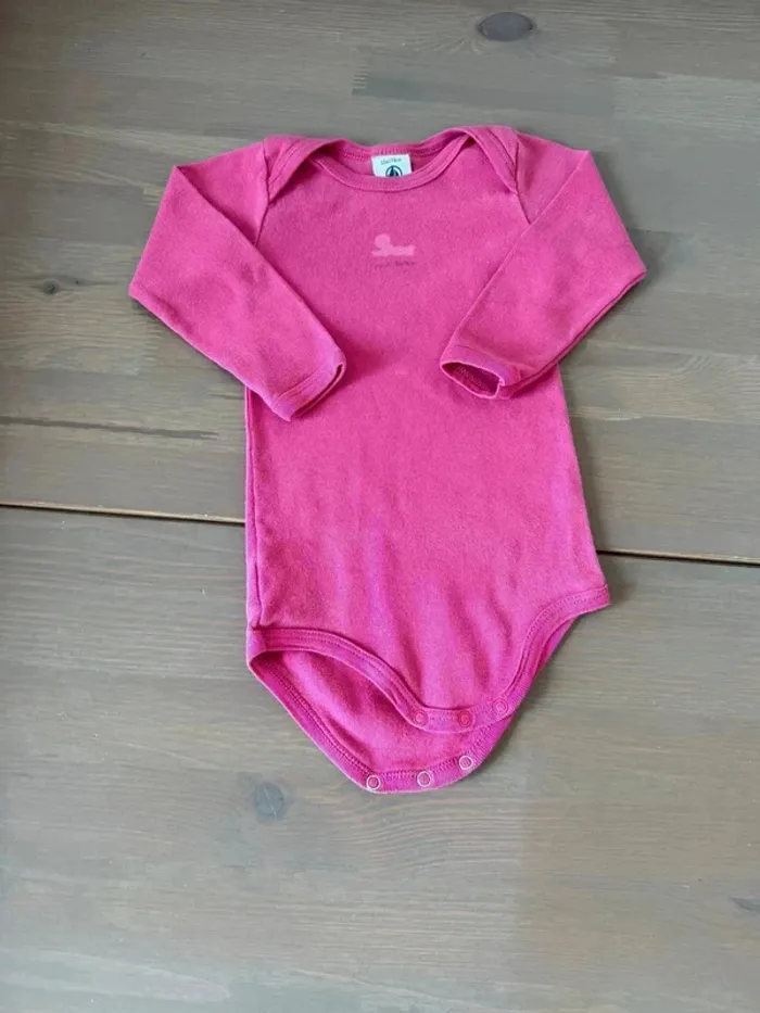 Body rose fuchsia manches longues Petit Bateau - Taille 12 mois - Très bon état