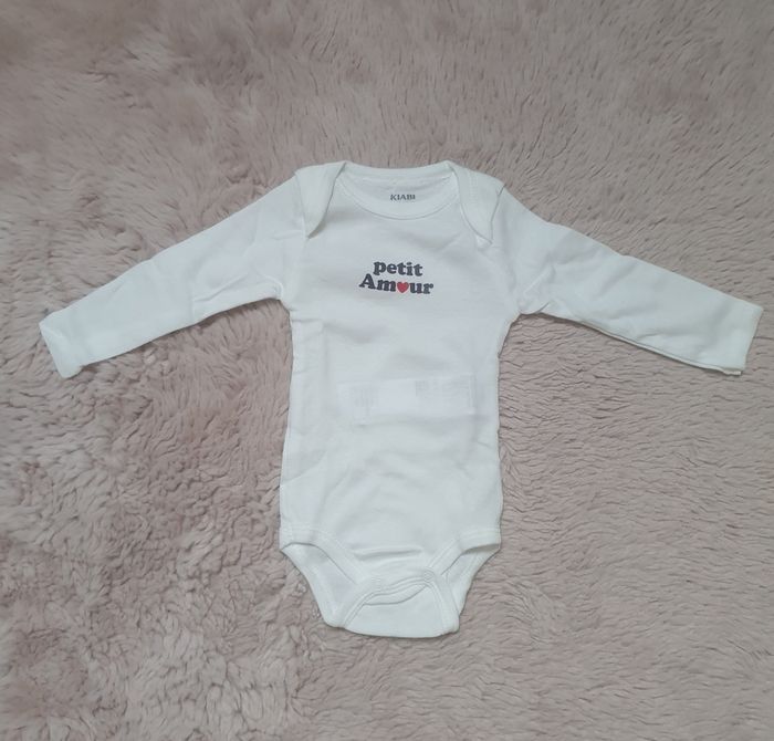 Lot de trois bodies manches longues 3 mois - photo numéro 2