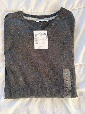 Pull col V homme neuf