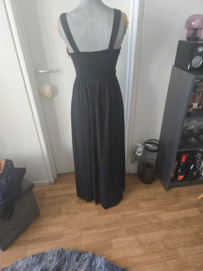 Robe noire - photo numéro 2