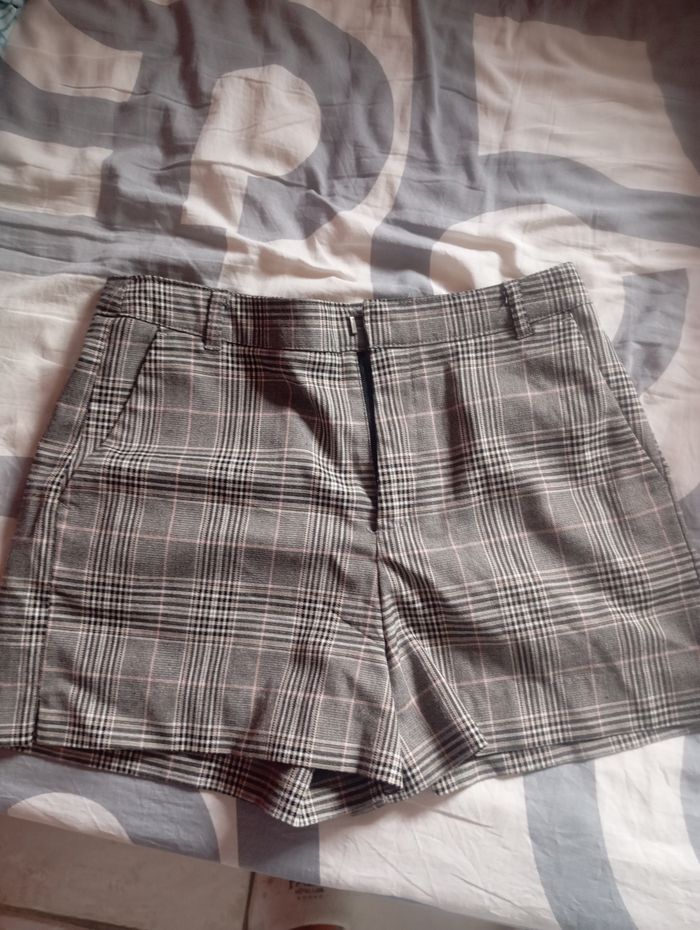 Short - photo numéro 2