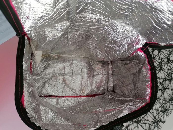 Petit sac isotherme🥤 - photo numéro 8