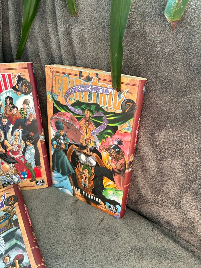 Lot livres mangas Fairy Tail - photo numéro 4