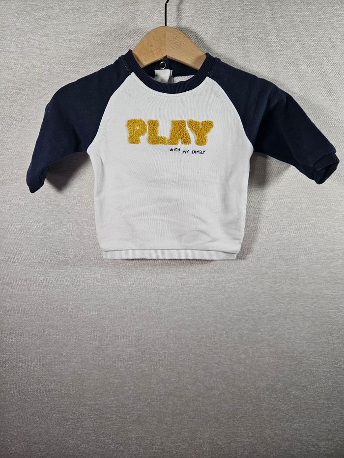 Pull kiabi 3 mois