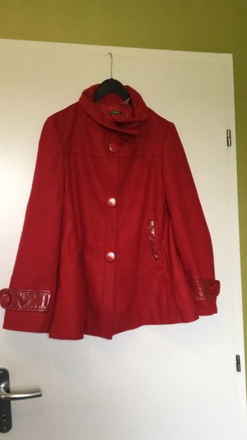 Manteau rouge