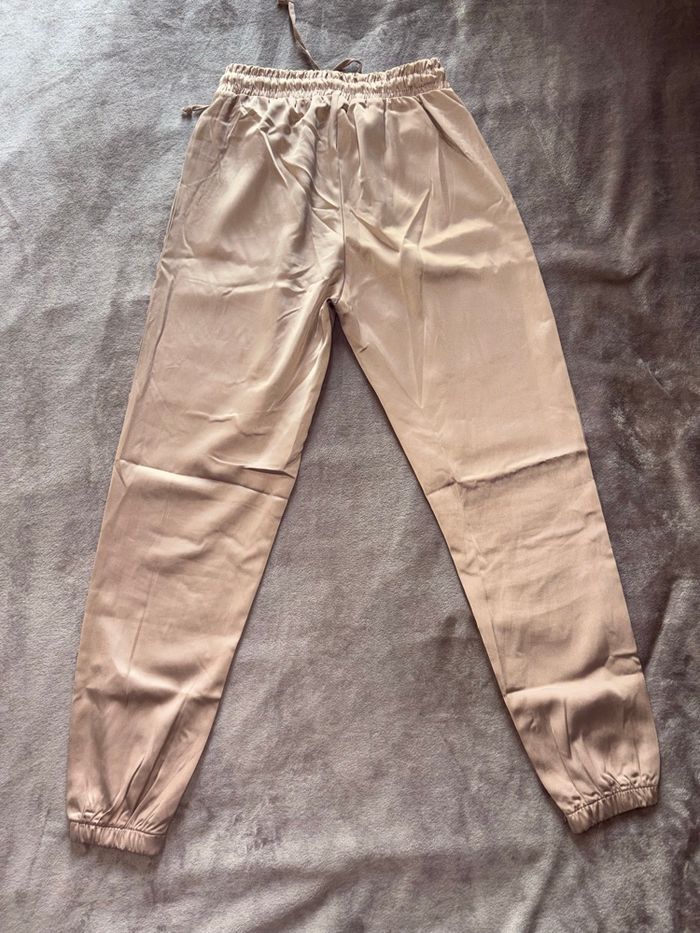 Pantalon beige femme Jean Louis François taille S couleur beige en très bon état. - photo numéro 8