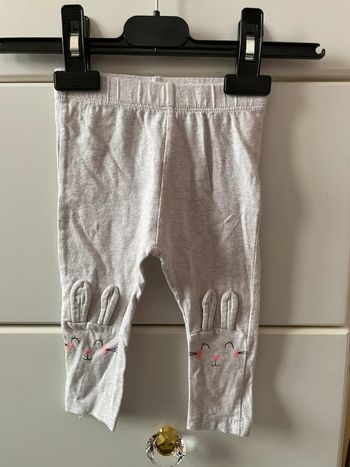 Legging pantalon petit lapin blanc gris rose neuf mois 9 mois bébé fille vêtement