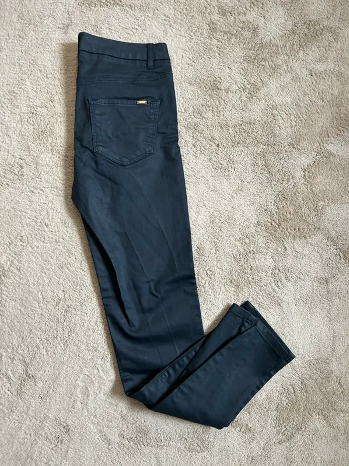 Pantalon slim taille 38