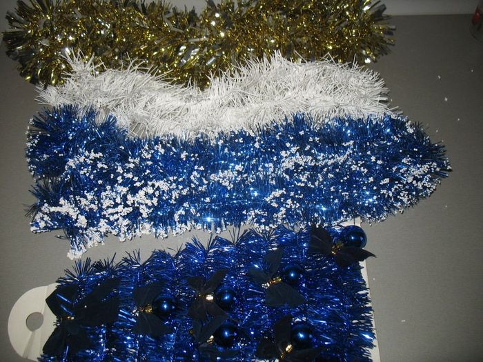 LOT DE 4 GUIRLANDES DE NOËL : 2 BLEU / 1 BLANCHE / 1 OR ET ARGENT - n°04