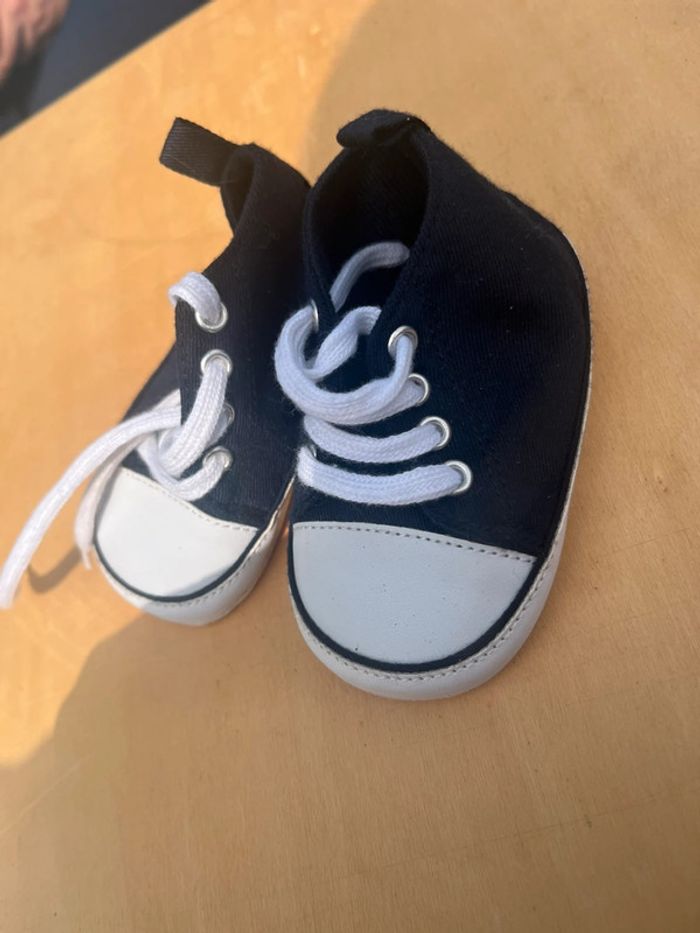 Chaussure en toile